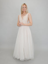 Load image into Gallery viewer, Liz Martinez