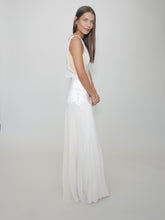 Load image into Gallery viewer, Jenny Packham
